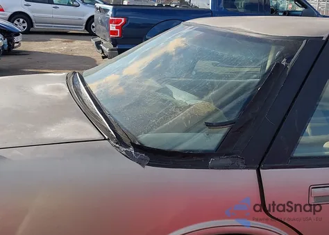 1997 Oldsmobile Cutlass Supreme Series Ii из США, поврежденный, VIN 1G3WH52M8VF302950